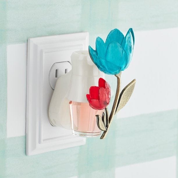 The Pioneer Woman Tulip Scent Charm Fragrance Oil Diffuser The Pioneer Woman Tulip Scent Charm Fragrance Oil Diffuser